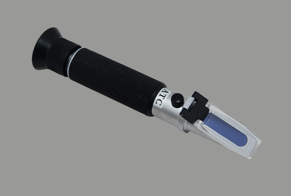 Рефрактометр (0-80%)