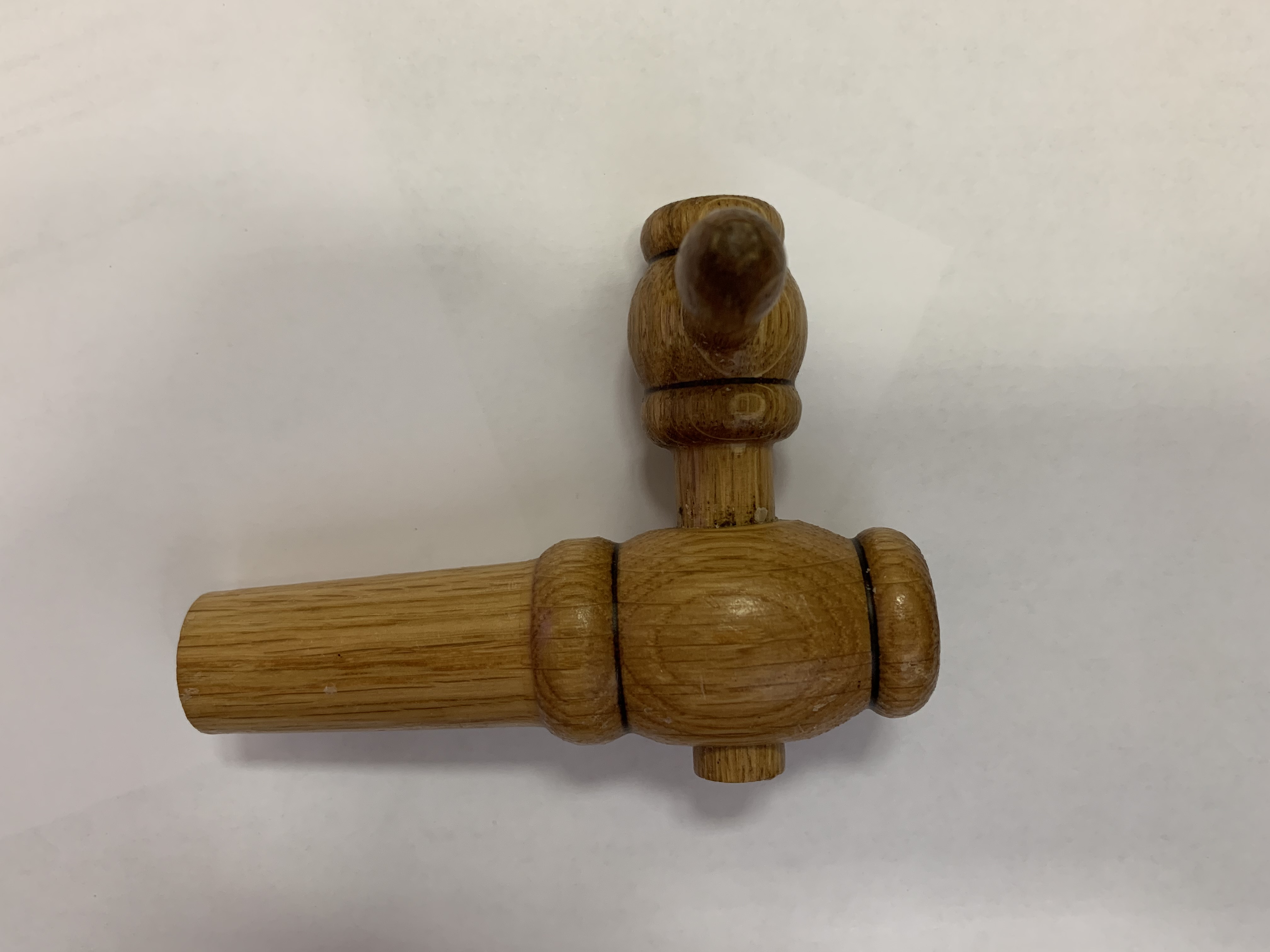 Кран дубовый