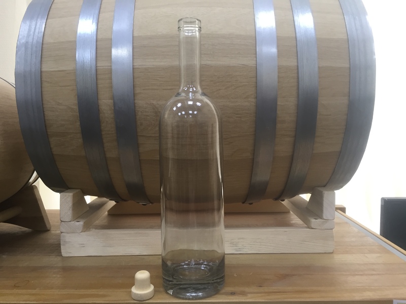 Бутылка 0.7л "Ром"