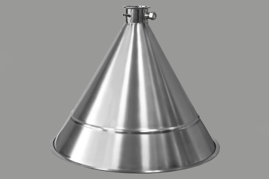 Конусная крышка "аламбик" для кубов ХД-3d-76, 100 литров/УПВК 100,120,150 литров (D530)