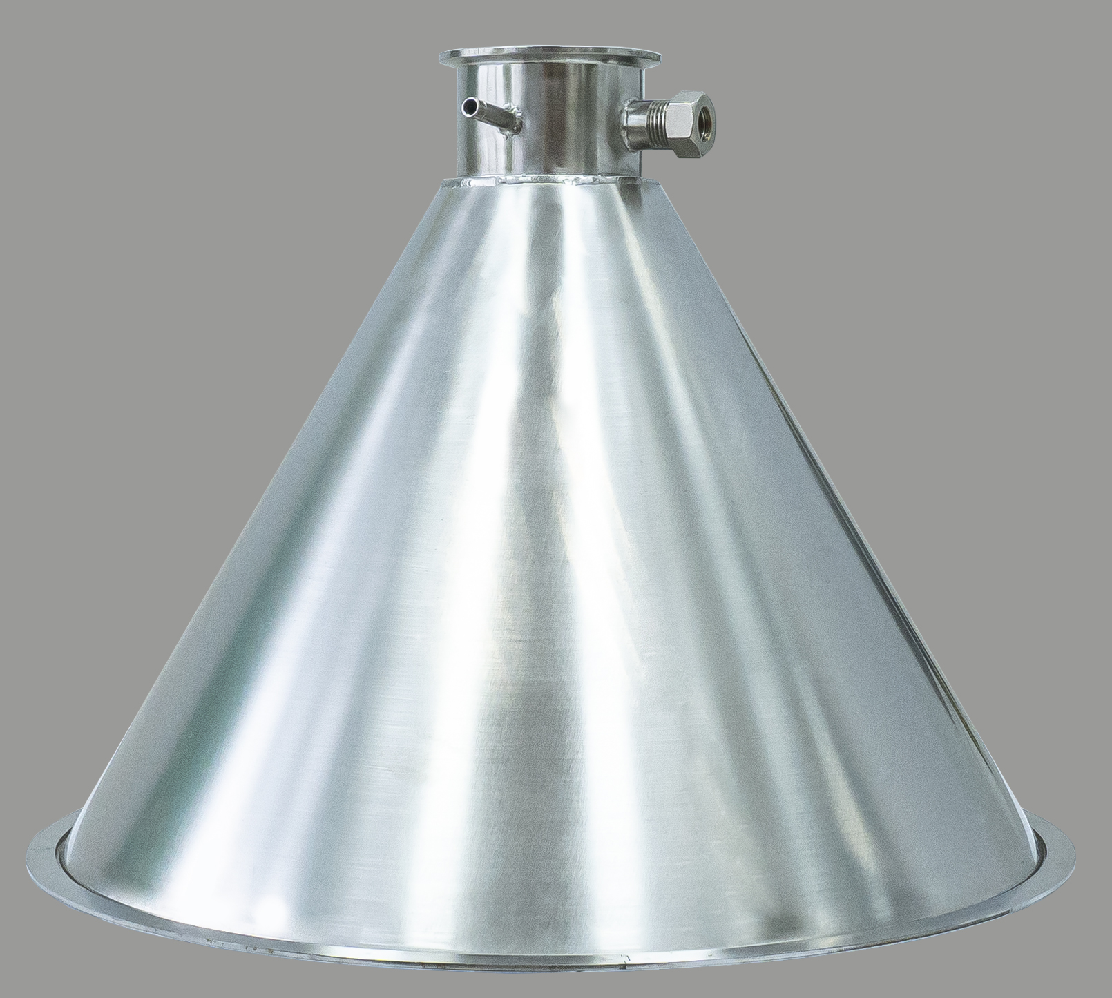 Конусная крышка "аламбик" для кубов ХД-3d-50, 75 литров/УПВК 50,75,80 литров (D400)