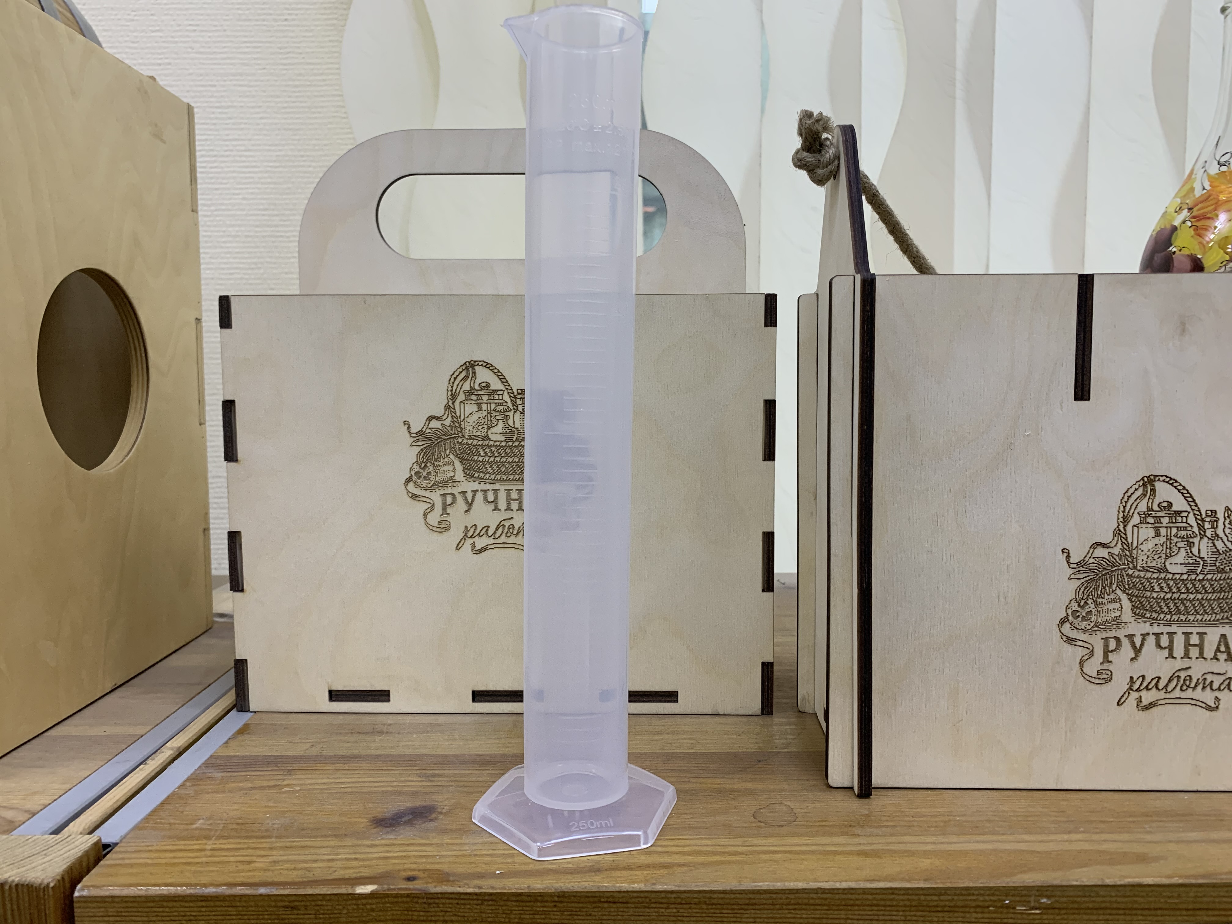 Цилиндр мерный 250 мл (полимерный)