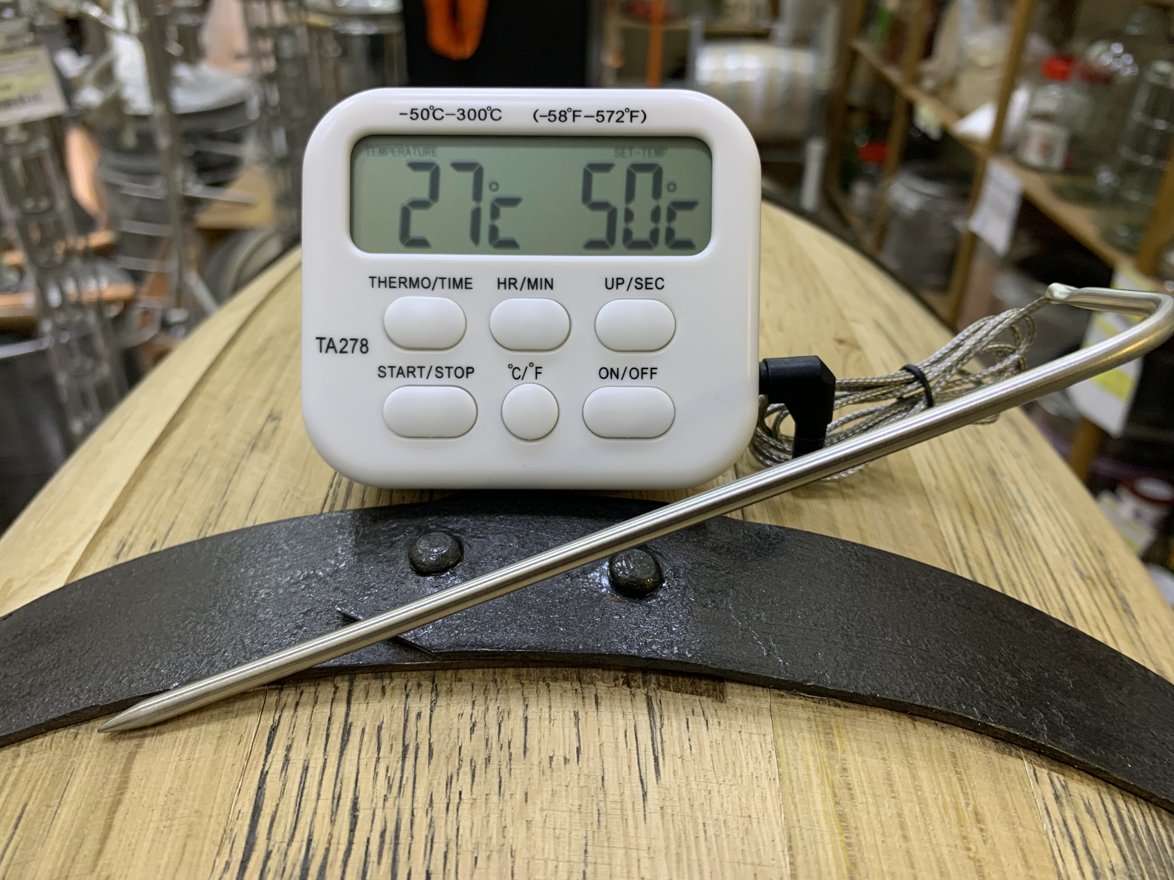 Термометр  цифровой ТА-278 с сигналом