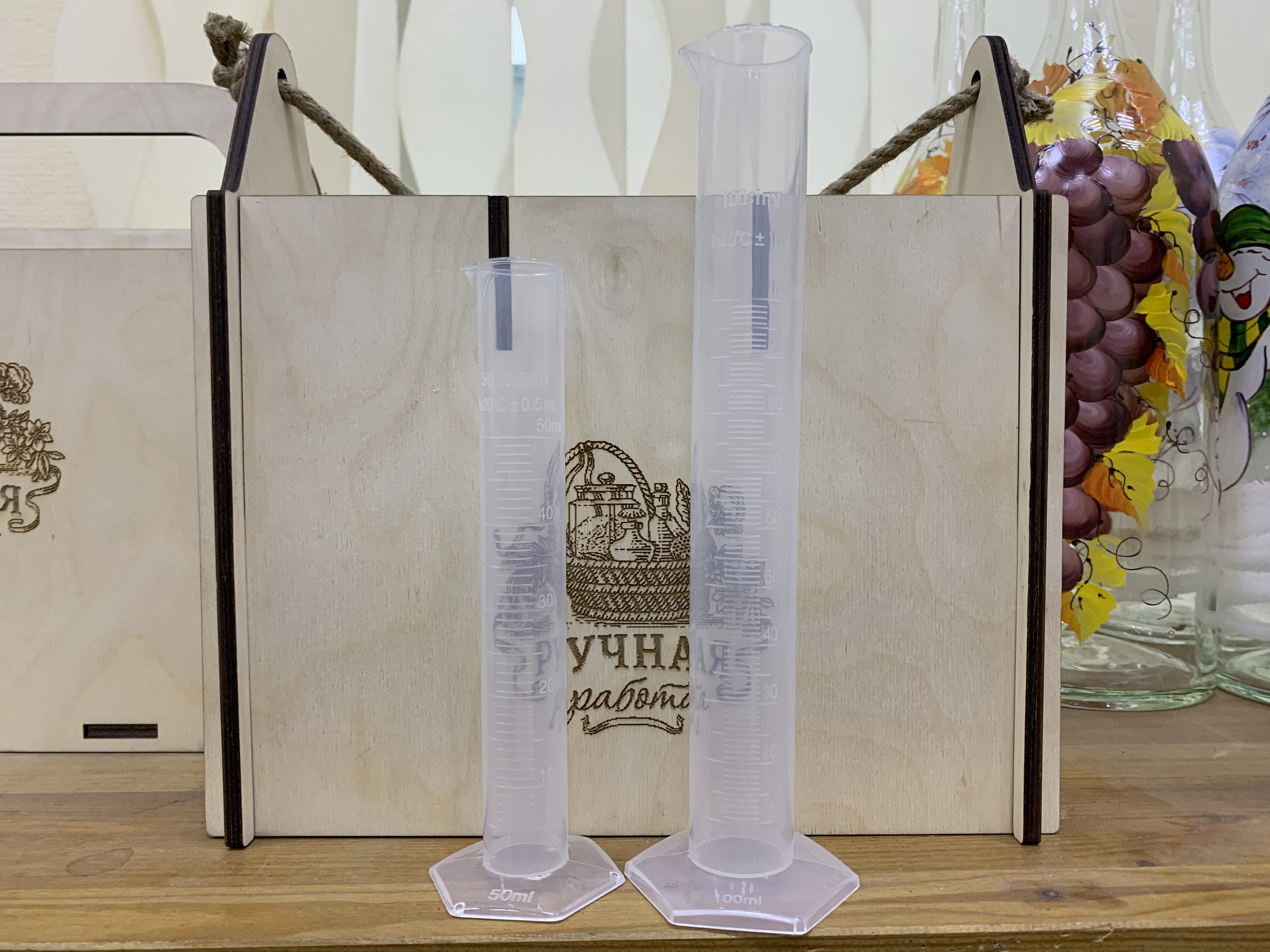 Цилиндр мерный 100 мл (полимерный)