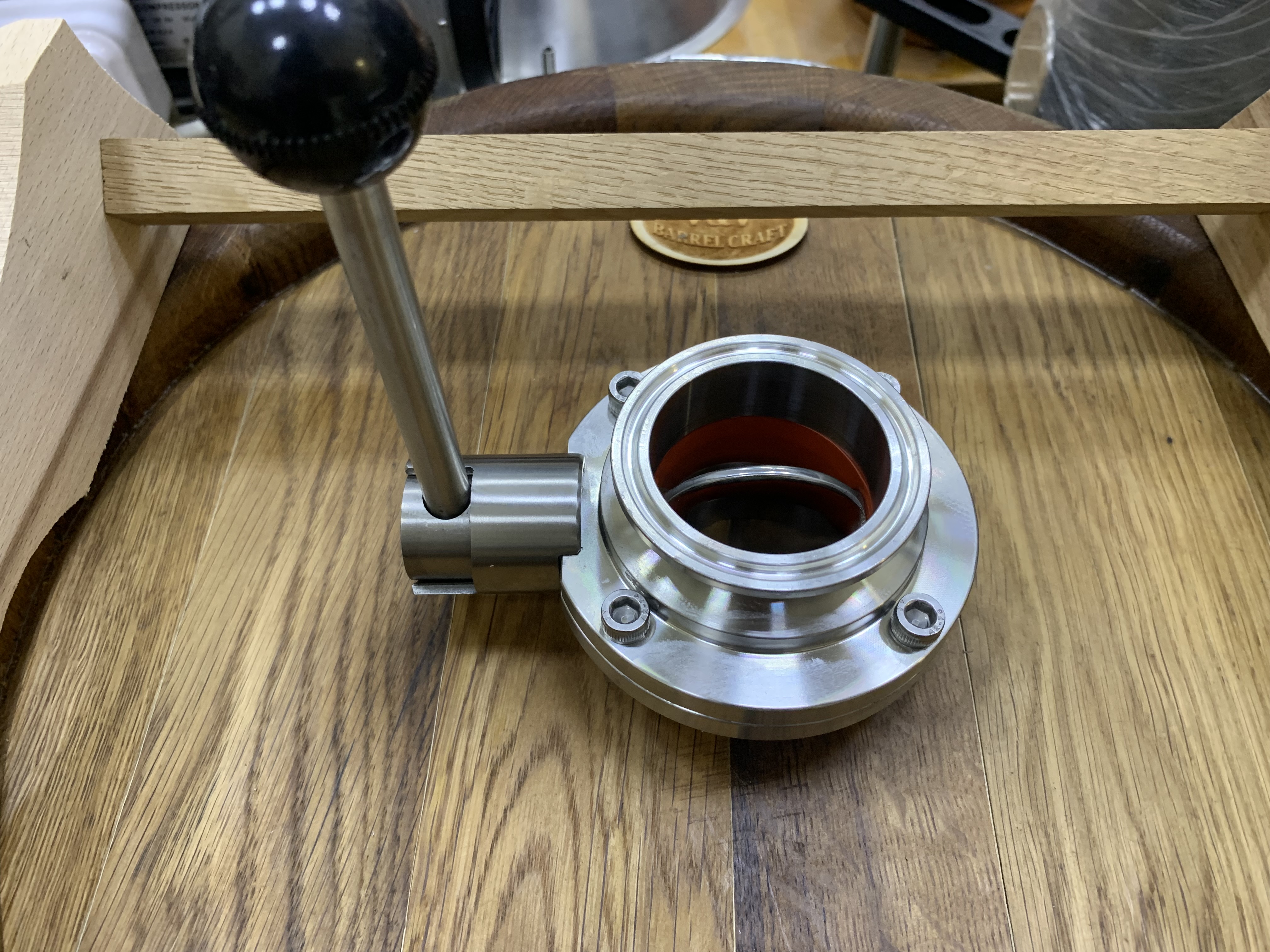 Кран-бабочка под кламп DN2