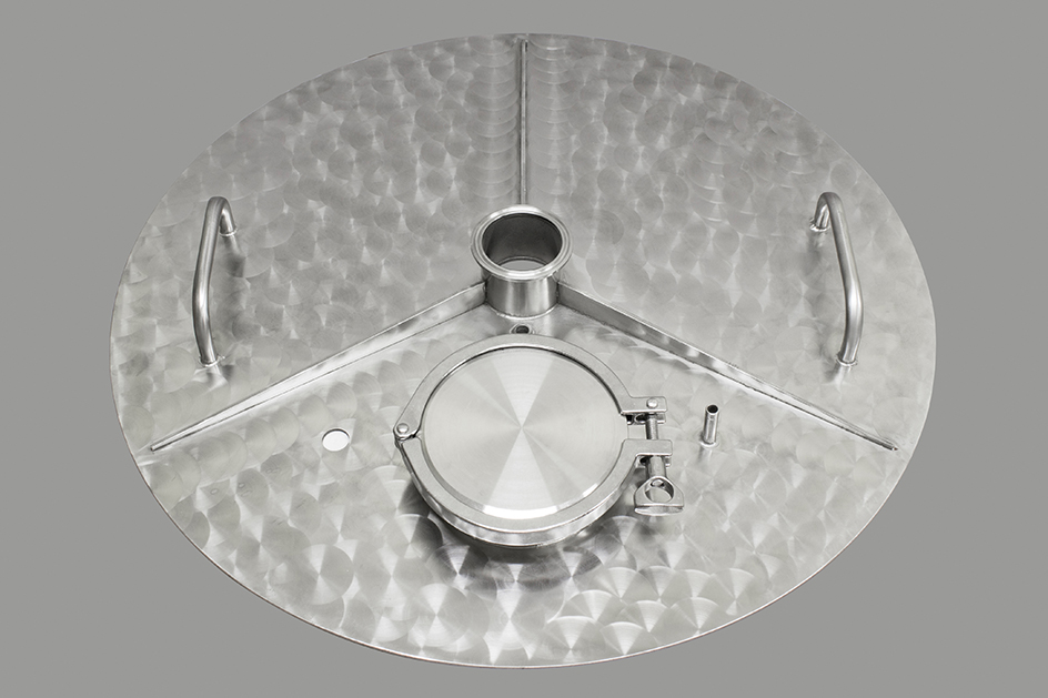 Крышка плоская 3мм с люком для кубов ХД-3d-76, 100 литров/УПВК 100,120,150 литров (D530)